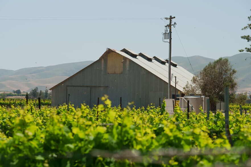 More Photos Of 41460 Los Coches Rd, Soledad Land For Sale