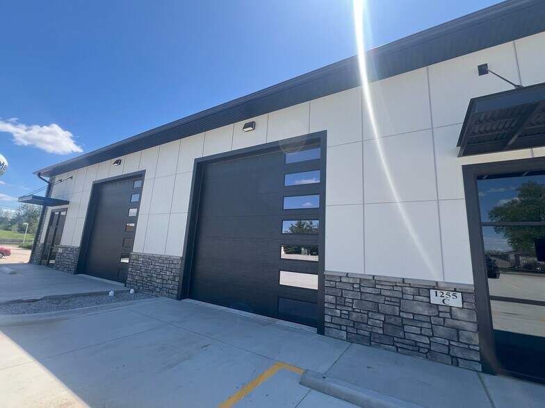 More Photos Of 1255 Blairs Ferry Road, Marion Flex For Sale