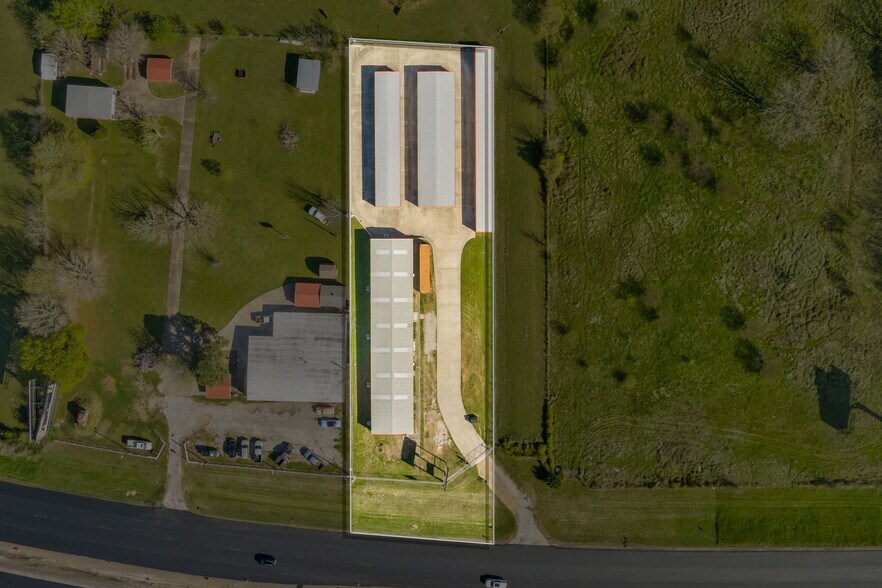 More Photos Of 8775 Highway 290 E, Chappell Hill Self Storage For Sale
