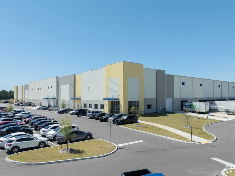 More Photos Of 11015 Development Way, Jacksonville Unknown For Lease