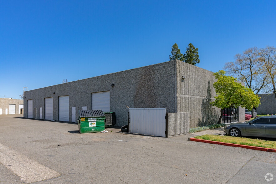 Primary Photo Of 3608 Madison Ave, North Highlands Distribution For Lease