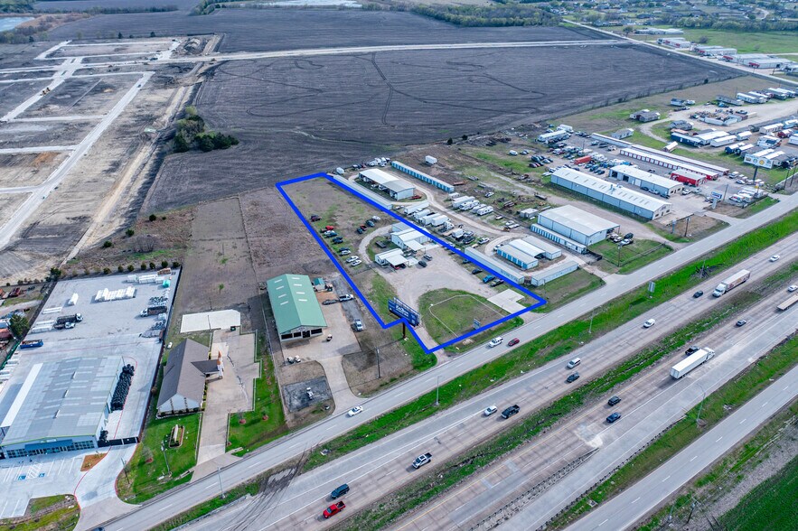 More Photos Of 4646 E Interstate 30, Rockwall Light Distribution For Sale