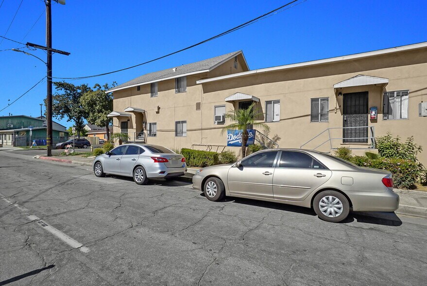 More Photos Of 252 S 7th St, Montebello Apartments For Sale