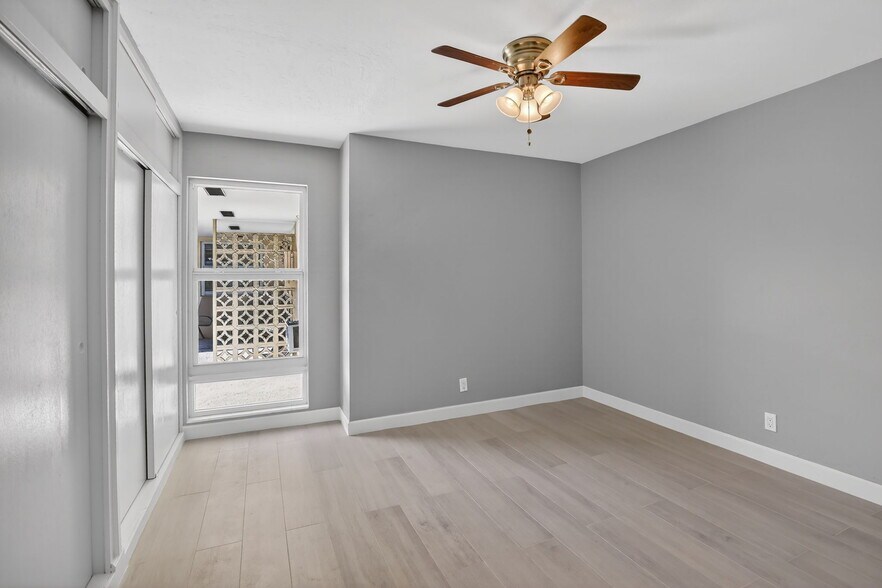 More Photos Of 4825 NE 23rd Ave, Fort Lauderdale Apartments For Sale