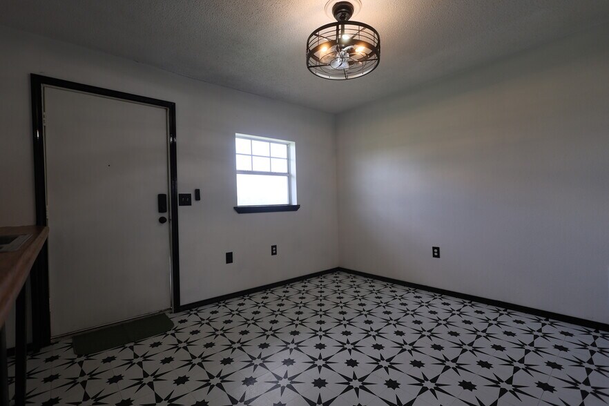 More Photos Of 25377 Welling rd, Welling Apartments For Sale