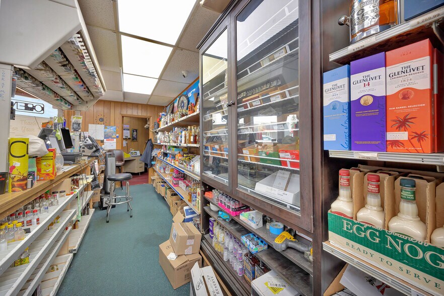 More Photos Of 100 S Brookville Pike, West College Corner Freestanding For Sale