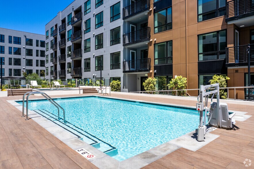 More Photos Of 219 9th Ave, Oakland Apartments For Lease