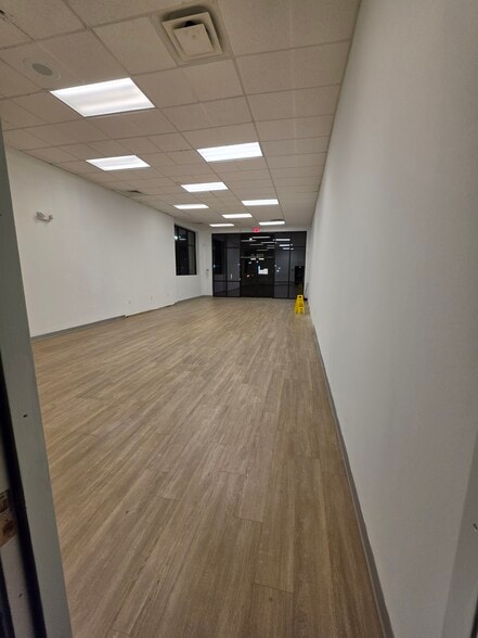 More Photos Of 3208 W Gate City Blvd, Greensboro Freestanding For Lease