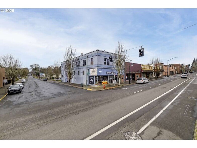 More Photos Of 2038 Pacific Ave, Forest Grove Storefront Retail Office For Sale