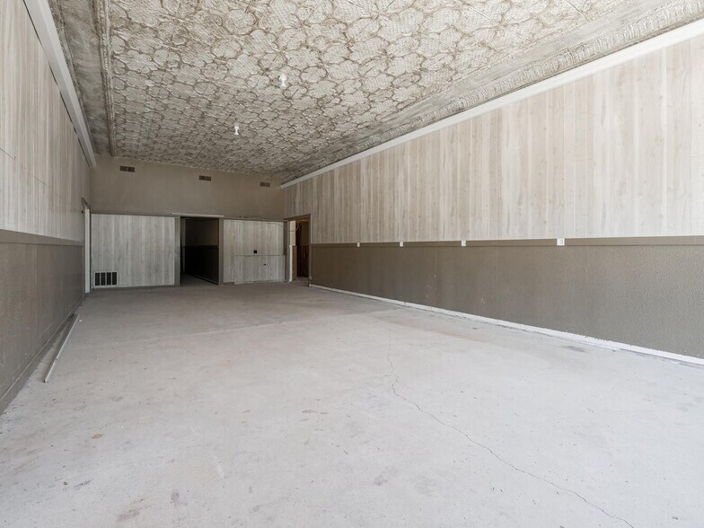 More Photos Of 323 Main St, Shirley Storefront Retail Office For Sale