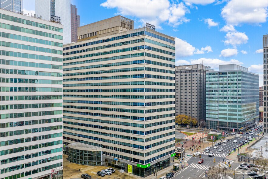 More Photos Of 1500 John F Kennedy Blvd, Philadelphia Office For Lease