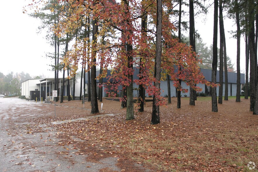 More Photos Of 7513 Us Highway 64 E, Knightdale General Retail For Lease