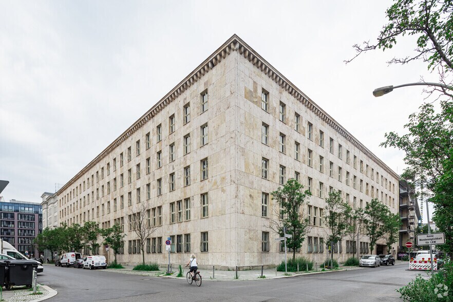 Primary Photo Of 8 Zinnowitzer Str., Berlin Office For Lease