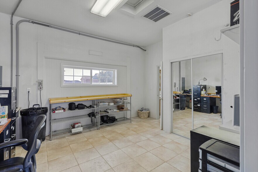 More Photos Of 301 E Calvary Rd, Fort Davis Specialty For Sale