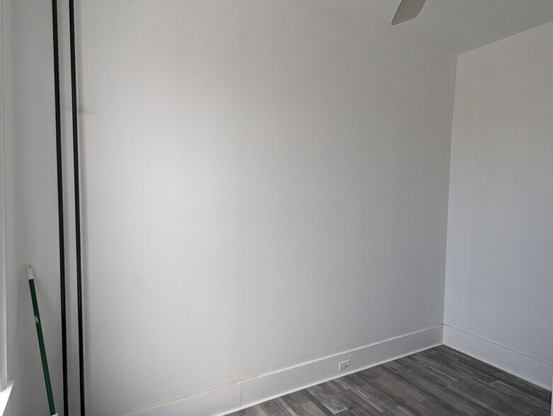 More Photos Of 82 W Broadway, Salem Apartments For Sale