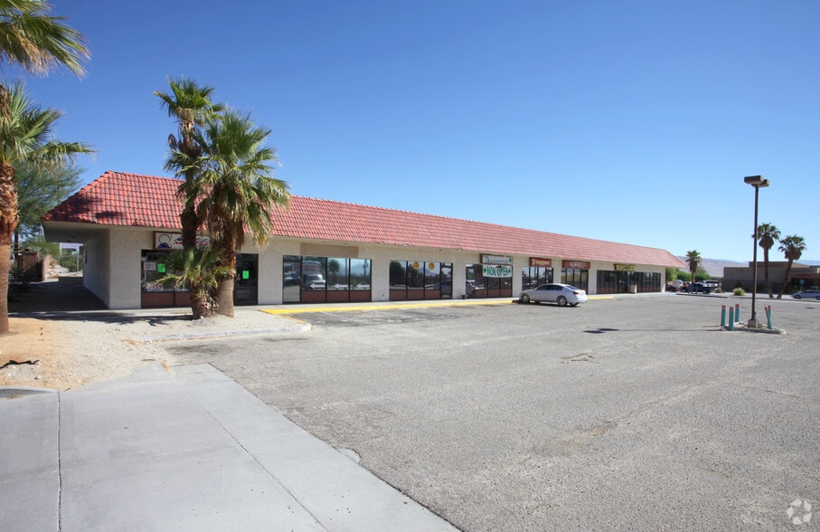 More Photos Of 3700 E Vista Chino, Palm Springs Freestanding For Lease