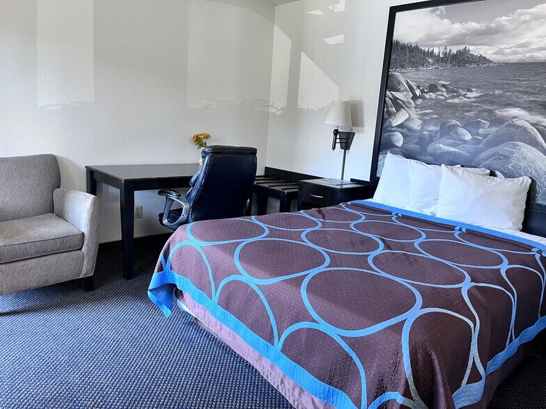 More Photos Of 30 Gilmore Rd, Red Bluff Hotel For Sale