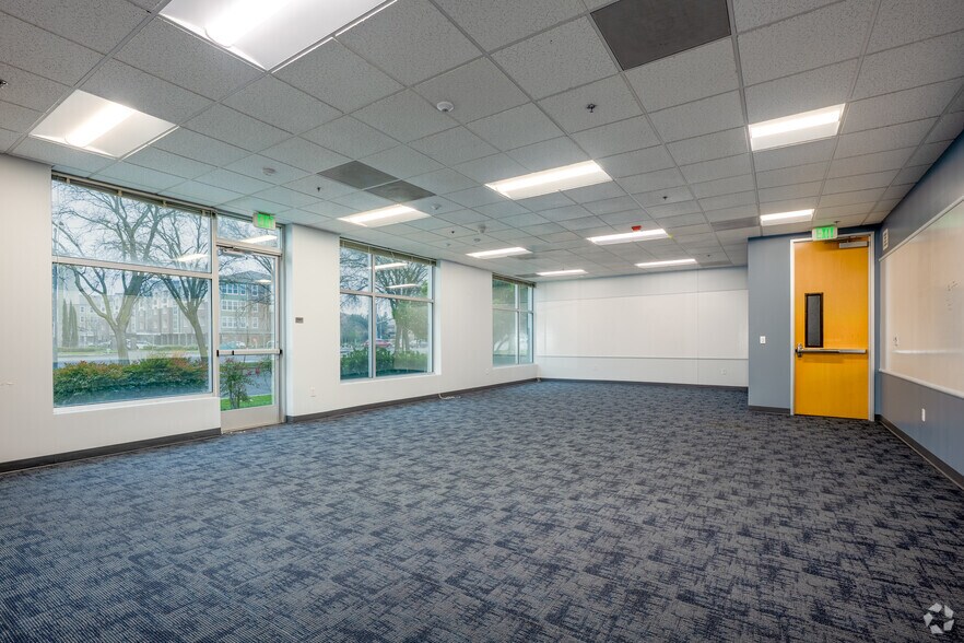 More Photos Of 2101 Arena Blvd, Sacramento Office For Lease