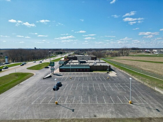 More Photos Of 2601 E 13th St, Ames Hotel For Lease
