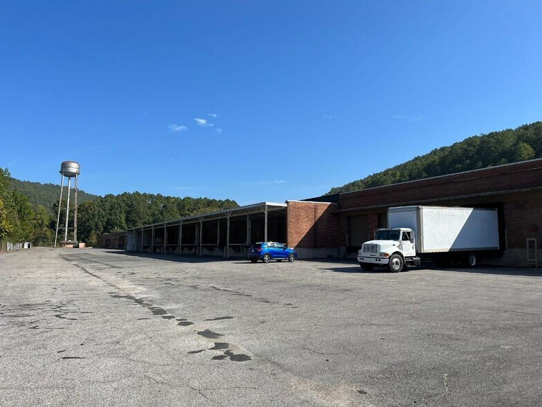 More Photos Of 601 Tuscaloosa Ave, Gadsden Warehouse For Lease