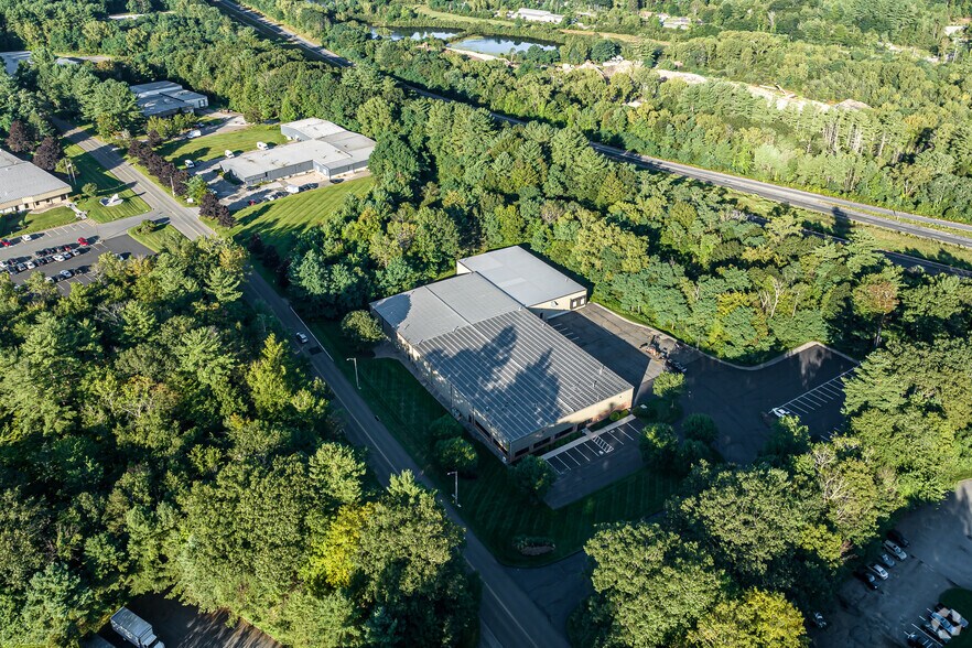 More Photos Of 299 Industrial Ln, Torrington Distribution For Lease