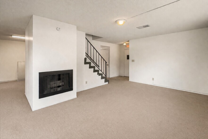 More Photos Of 104 N Atlantic Blvd, Alhambra Apartments For Sale