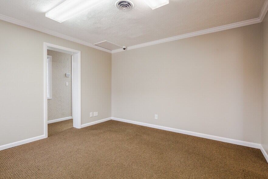 More Photos Of Hwy 50 or Tipton Street, Seymour Office For Sale