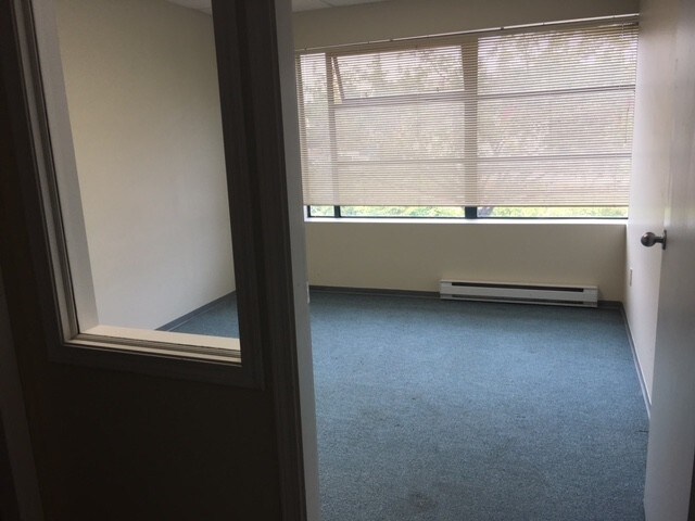 More Photos Of 9010 Oak St, Vancouver Warehouse For Sale