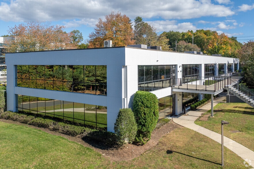Primary Photo Of 1 Executive Blvd, Suffern Office For Lease