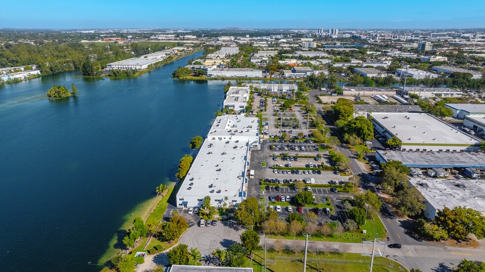 More Photos Of 9000 NW 15th St, Doral Warehouse For Sale