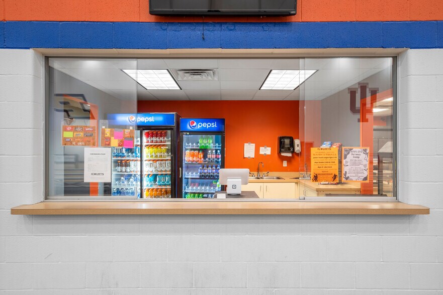 More Photos Of 127 E US Highway 6, Valparaiso Sports And Entertainment For Sale