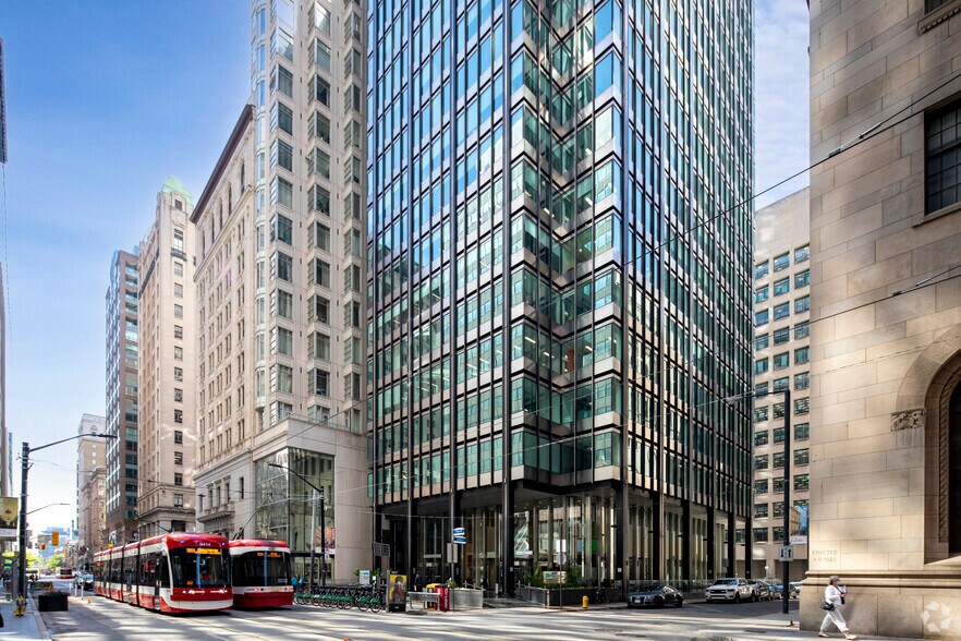 More Photos Of 11 King St W, Toronto Office For Lease