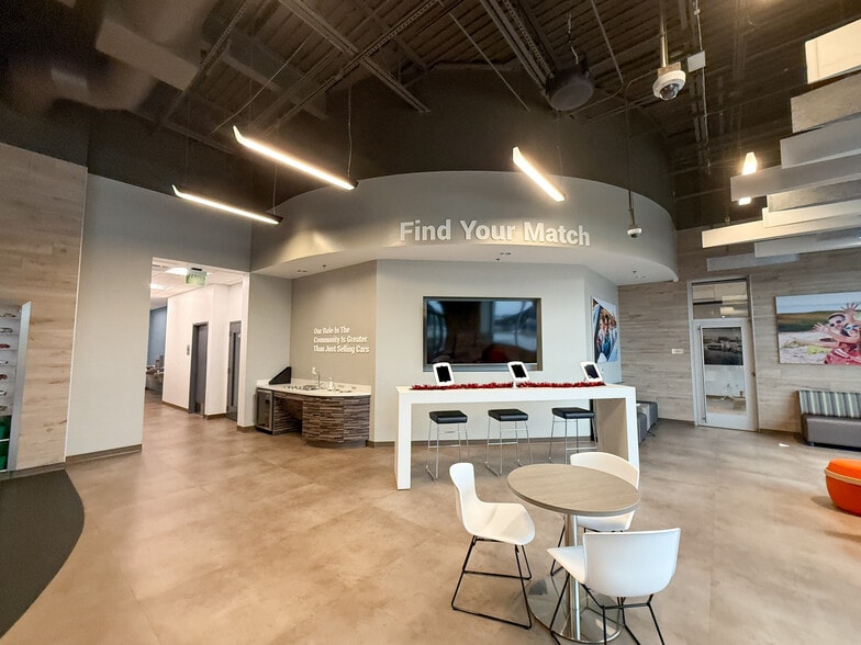 More Photos Of 109 Kenworthy Ave, Lowell Office For Lease