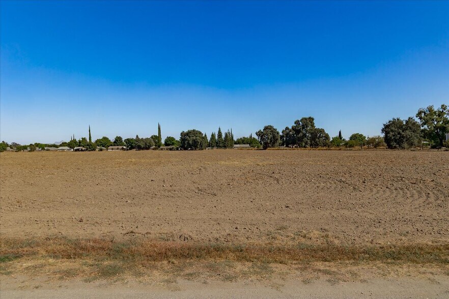 More Photos Of 1425 5th St, Colusa Land For Sale
