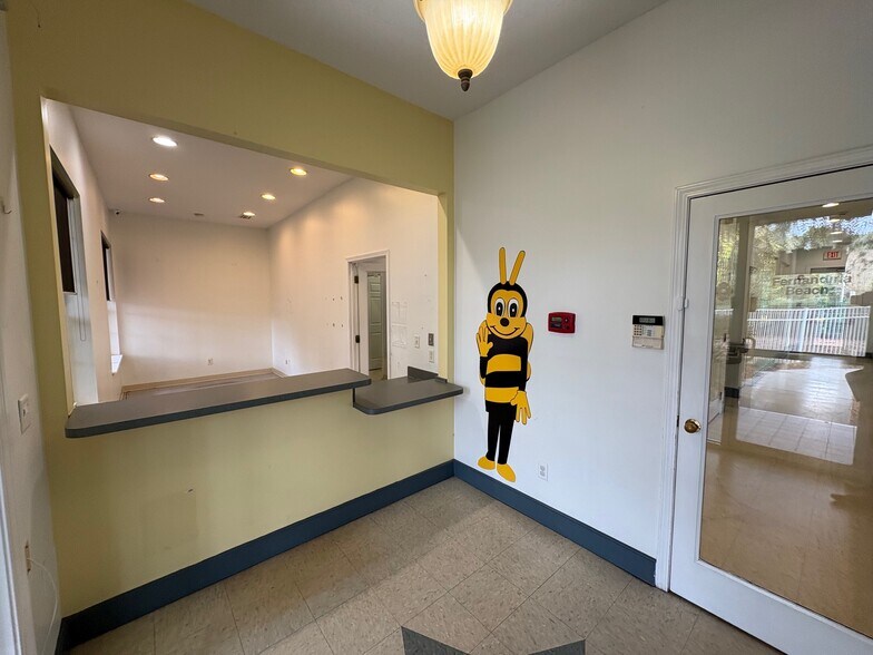 More Photos Of 1986 Citrona Dr, Fernandina Beach Daycare Center For Sale