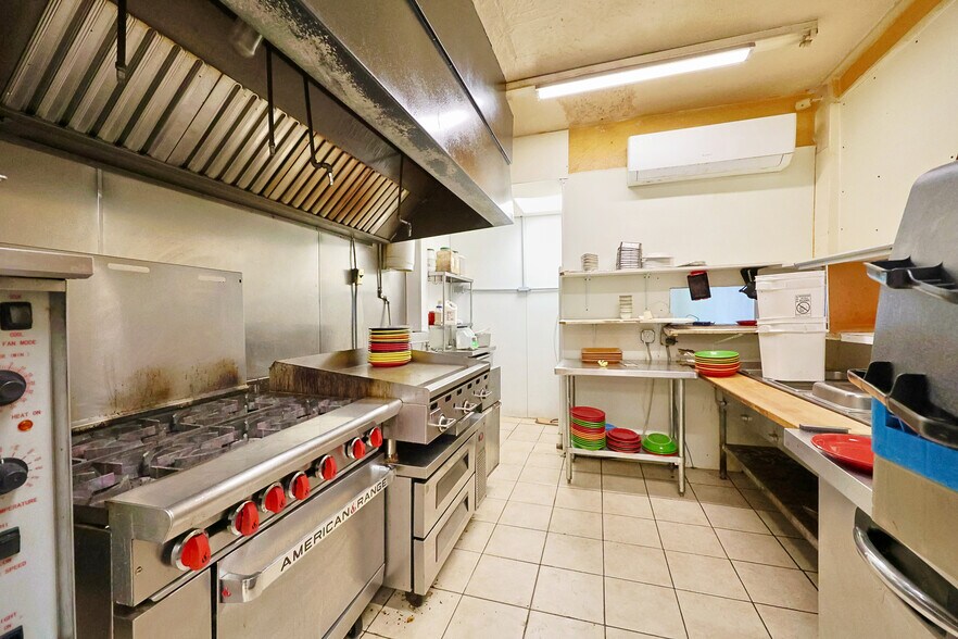 More Photos Of 2206 Fontaine Ave, Charlottesville Restaurant For Lease