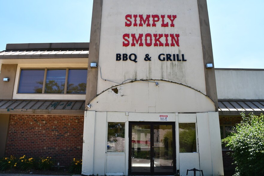 More Photos Of 10211 W Lincoln Hwy, Frankfort Restaurant For Lease