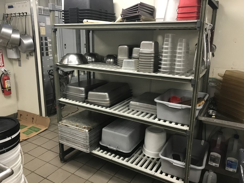 More Photos Of 8841 Commodity Cir, Orlando Fast Food For Lease