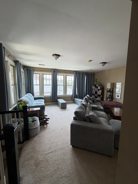 More Photos Of 234 W Main St, Hummelstown Office Residential For Sale
