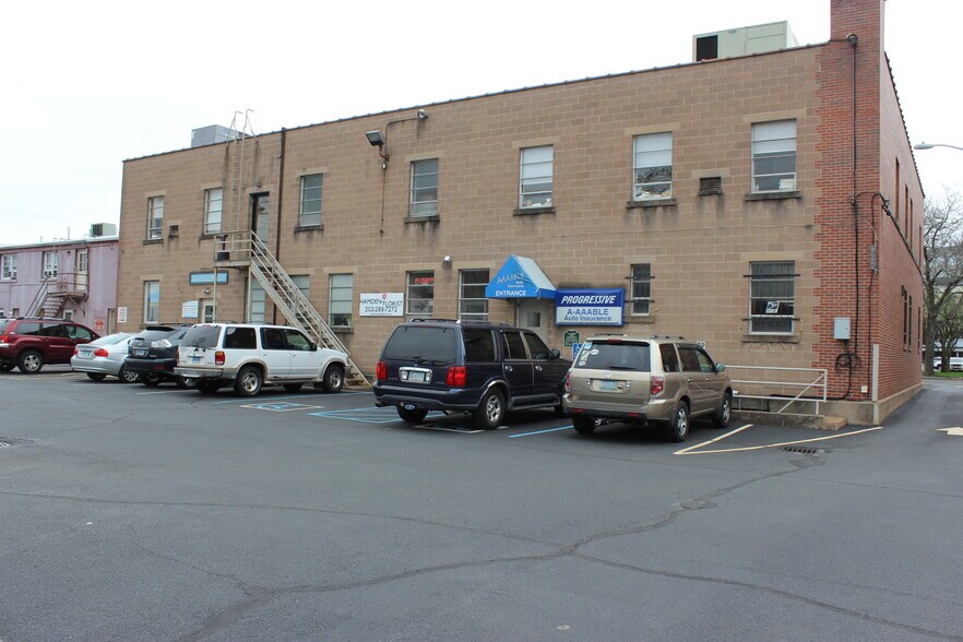 More Photos Of 2340 Whitney Ave, Hamden Storefront Retail Office For Lease