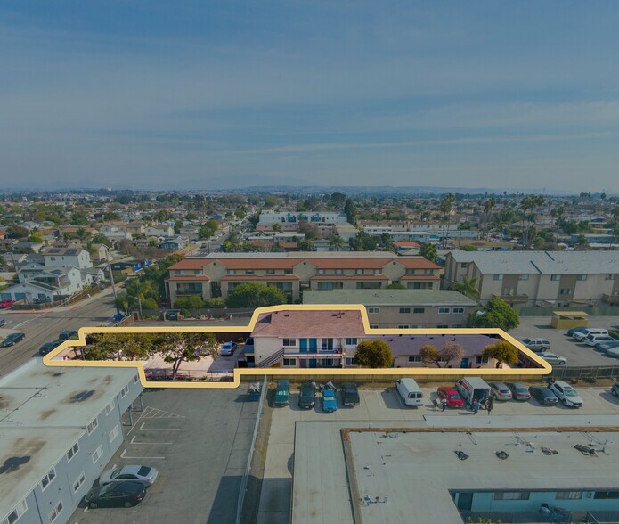 More Photos Of 1343-1347 Grove Ave, Imperial Beach Apartments For Sale