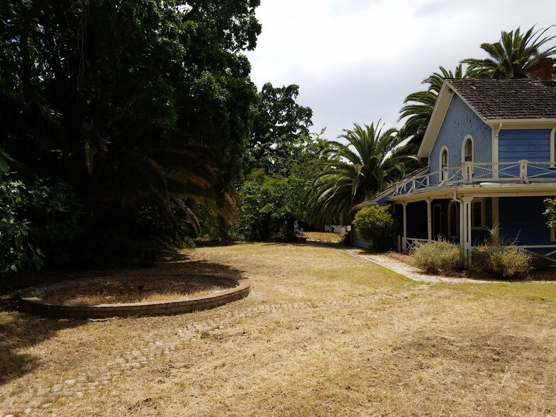 More Photos Of 1835 Weaver Ln, Walnut Creek Land For Sale