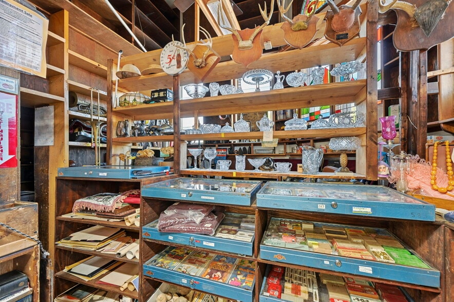 More Photos Of 2801 W Colorado Ave, Colorado Springs General Retail For Sale
