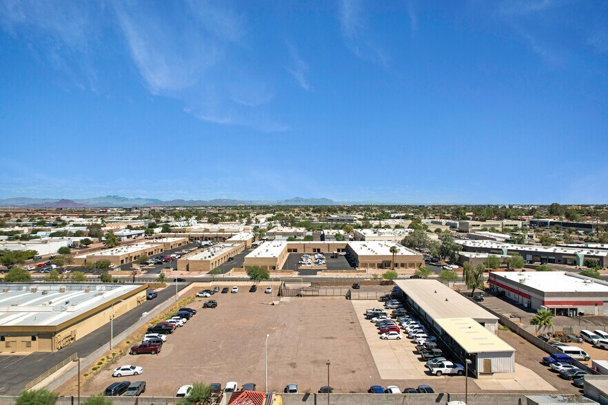 More Photos Of 616 S Smith Rd, Tempe Warehouse For Lease