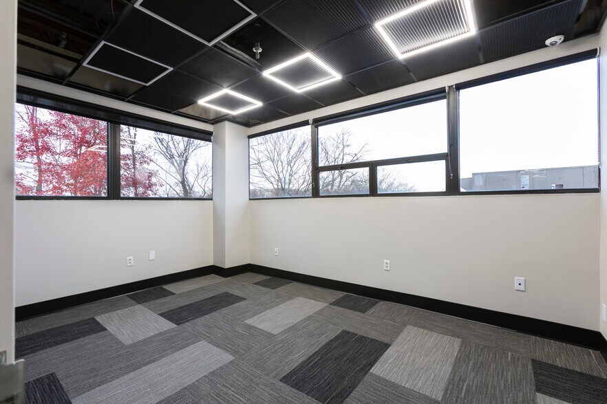 More Photos Of 216 Congers Rd, New City Office For Sale