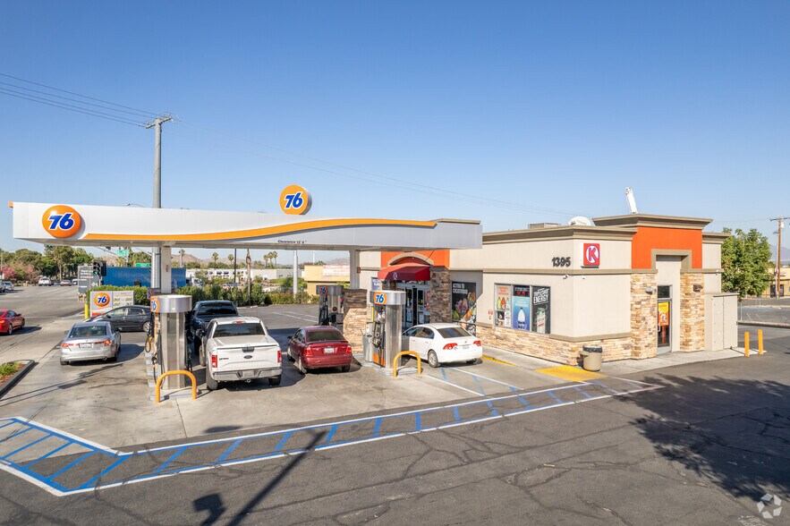 More Photos Of 1395 W Blaine St, Riverside Service Station For Sale