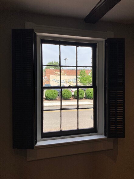 More Photos Of 113 N Foushee St, Richmond Office For Sale