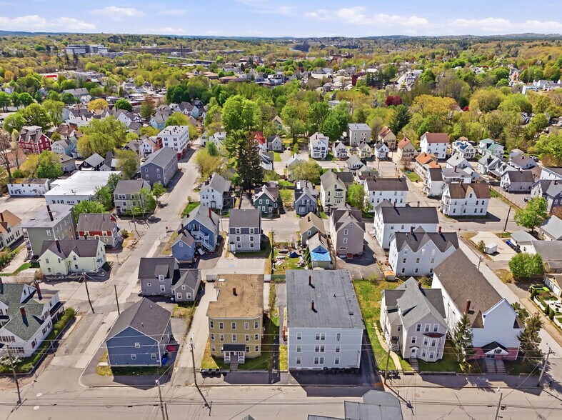 More Photos Of 266 Douglas St, Manchester Multifamily For Sale