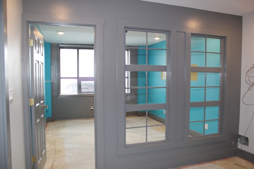 More Photos Of 15790 New Ave, Lemont Office For Sale