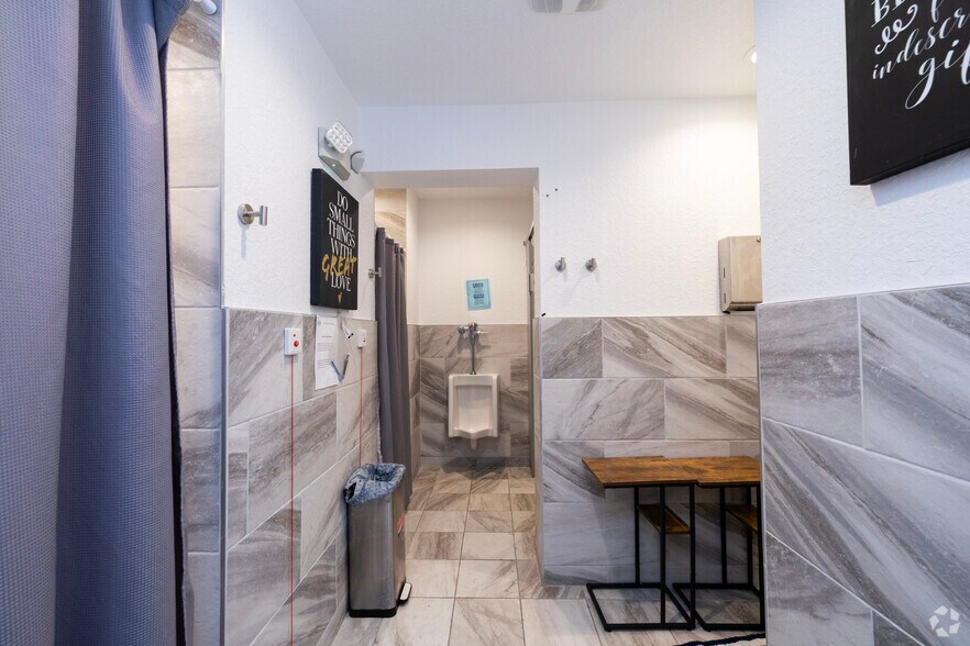 More Photos Of 400 15th St N, Saint Petersburg Office For Lease